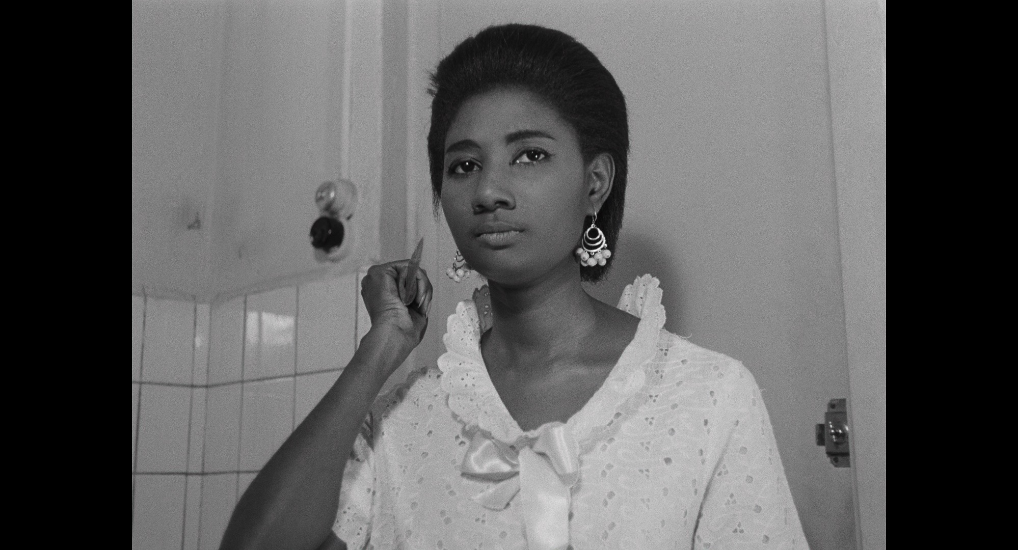 Kobieta z nożem | AfryKamera